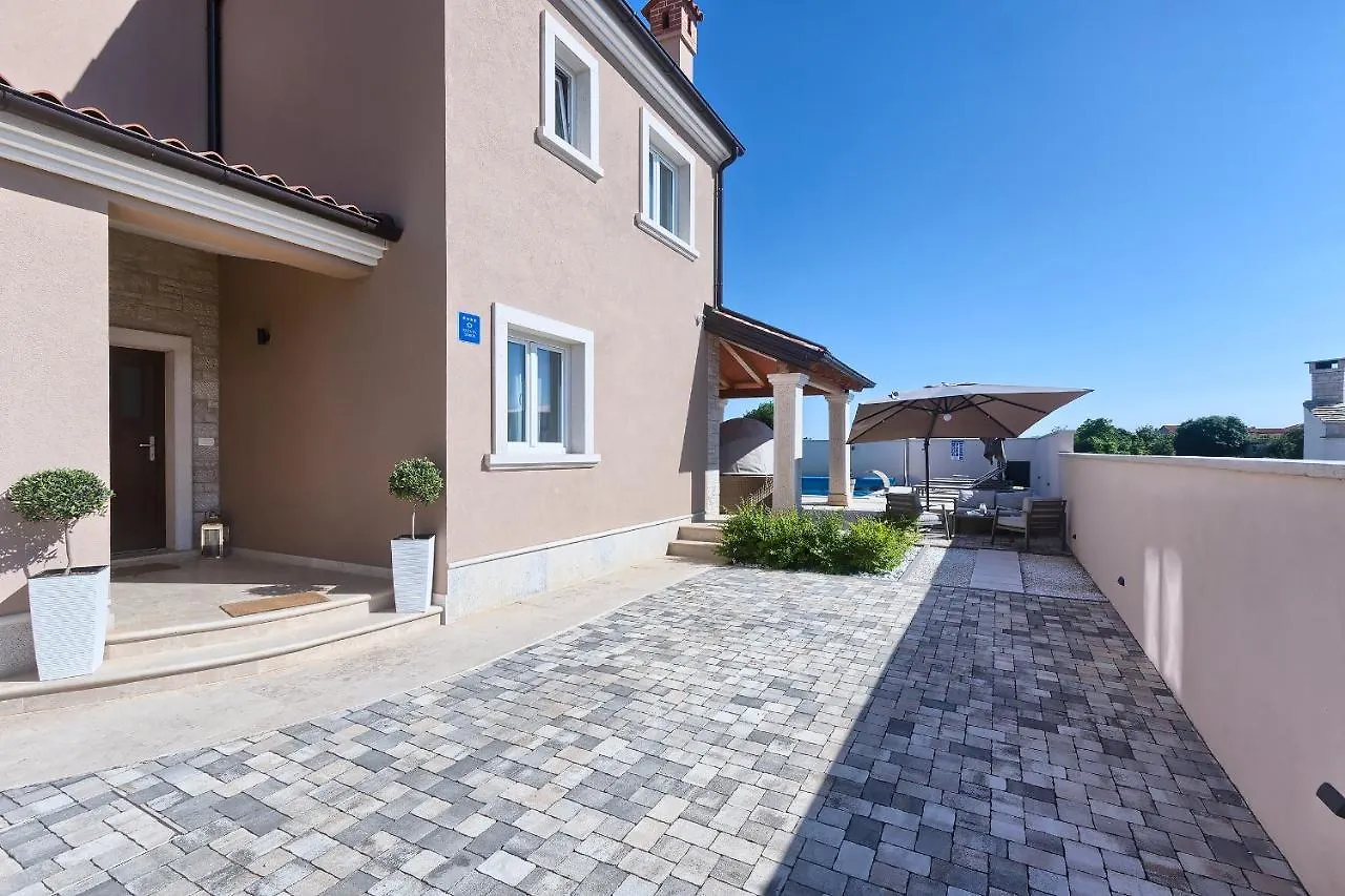 Villa Tea Ližnjan